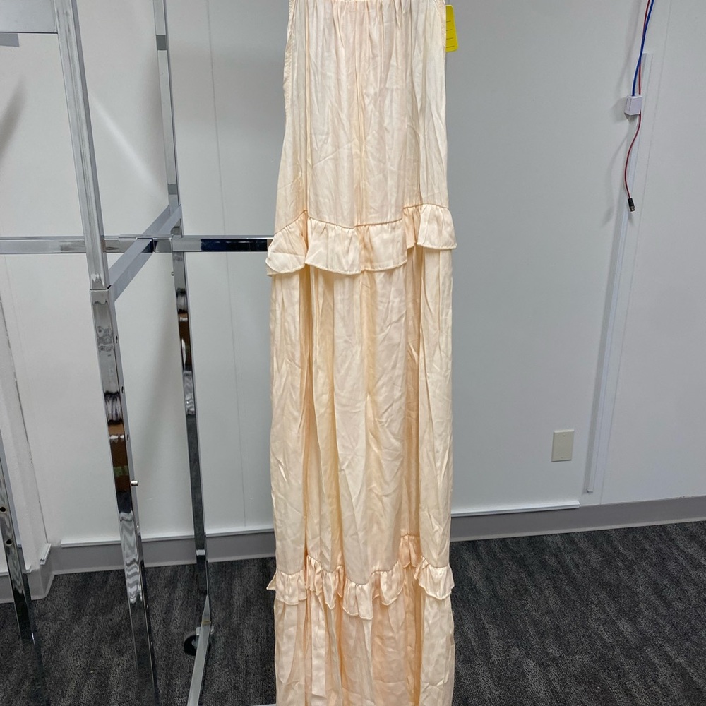Elegant Cream Maxi Dress